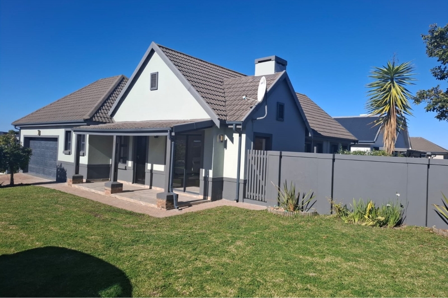 2 Bedroom Property for Sale in Blue Mountain Village Western Cape
